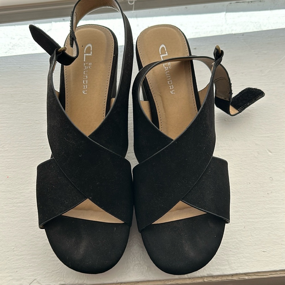 Chinese laundry wedges